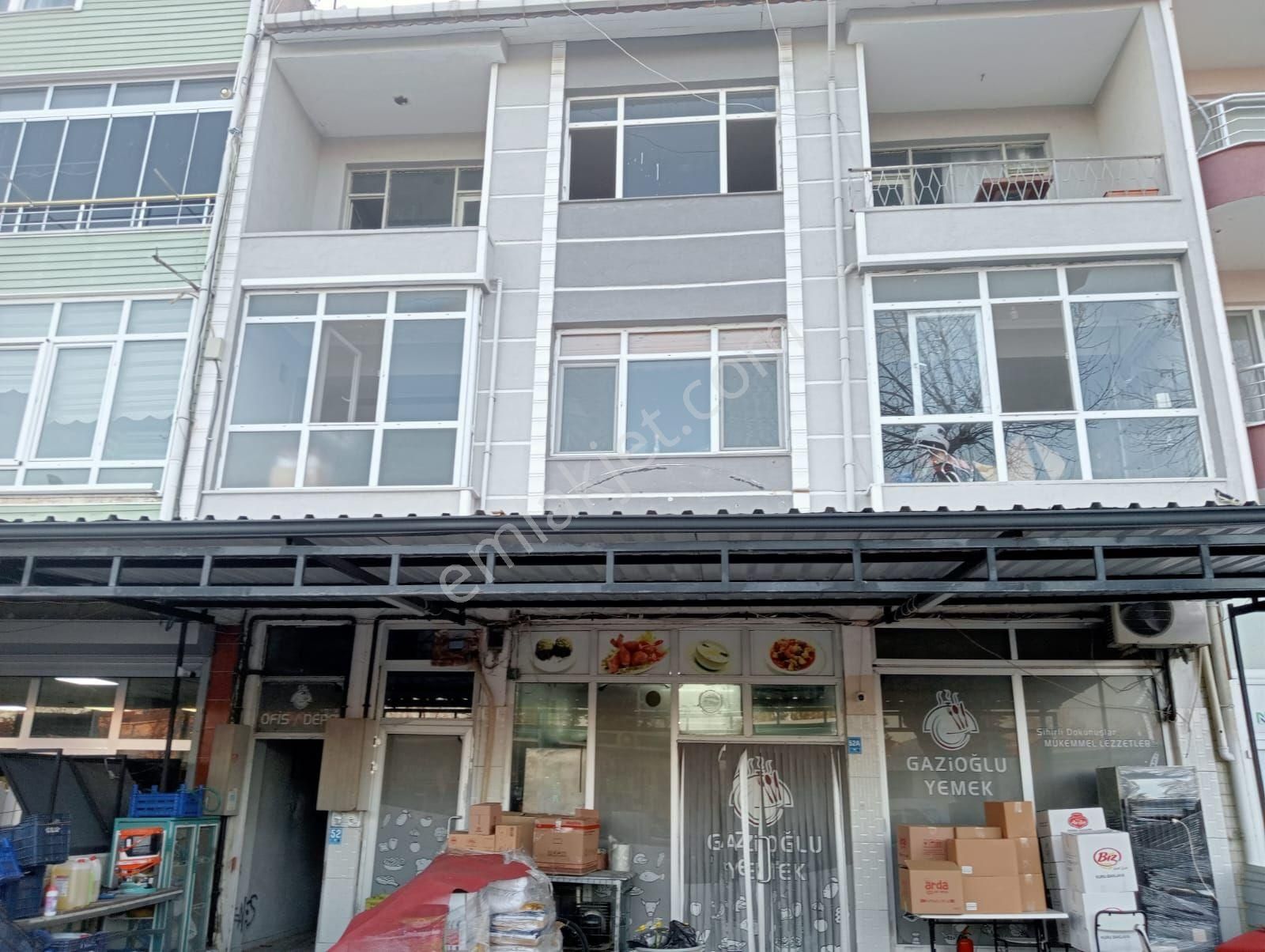 Tekirdağ Muratlı Fatih Mah.cadde Üzerinde (212)m2'lik Toplam Alana Sahip Bina Komple Satılıktır.. - Görsel 11