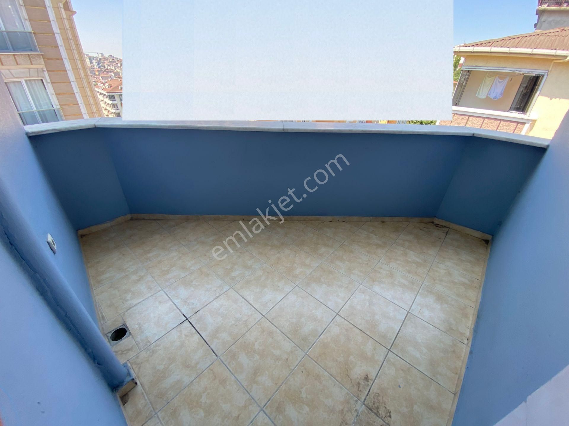 Avrupa Emlaktan Cumhuriyet Mh 150m²4+2 Tek Tapu Dublex,kapıları Ayrı 2 Kiracılı,13 Yıllık,asansörlü - Görsel 6