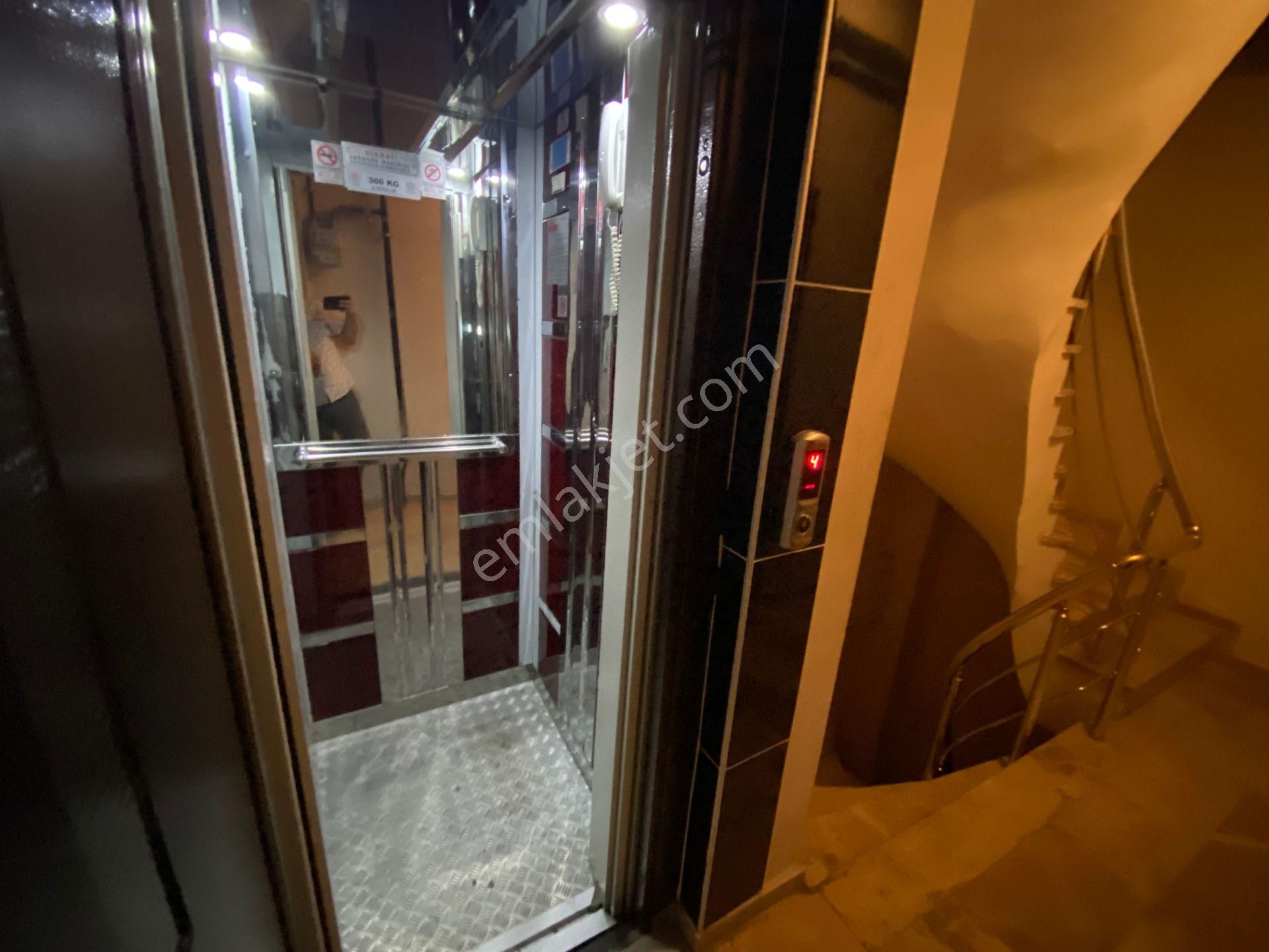 Avrupa Emlaktan Cumhuriyet Mh 150m²4+2 Tek Tapu Dublex,kapıları Ayrı 2 Kiracılı,13 Yıllık,asansörlü - Görsel 18