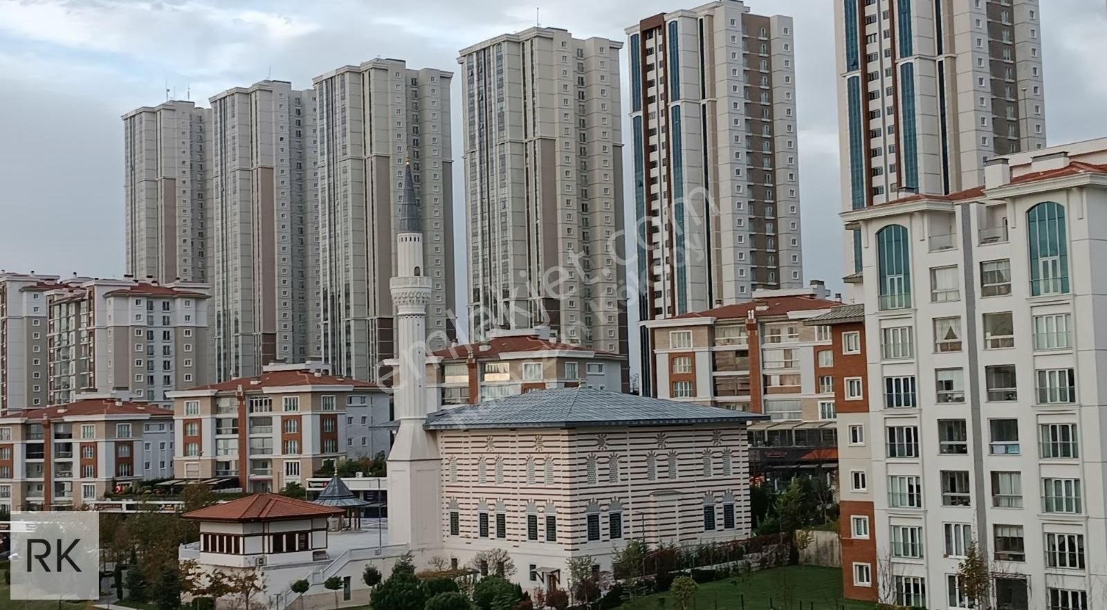 Başakşehir Bahçeşehir 1. Kısım Satılık Daire Vaditepe 1. Bölge Kısa Katlı Blokta Geniş Ferah 2+1satılık Daire