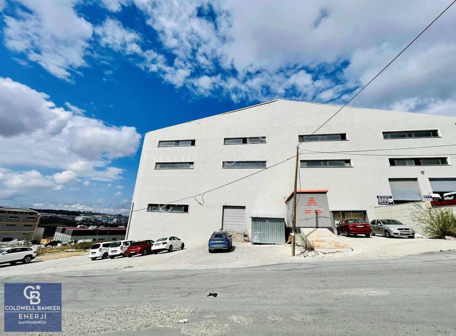 Arnavutköy Hadımköy Kiralık Depo Hadımköy Kiralık 1300m2 Depo & Fabrika Katı İmalata Uygun