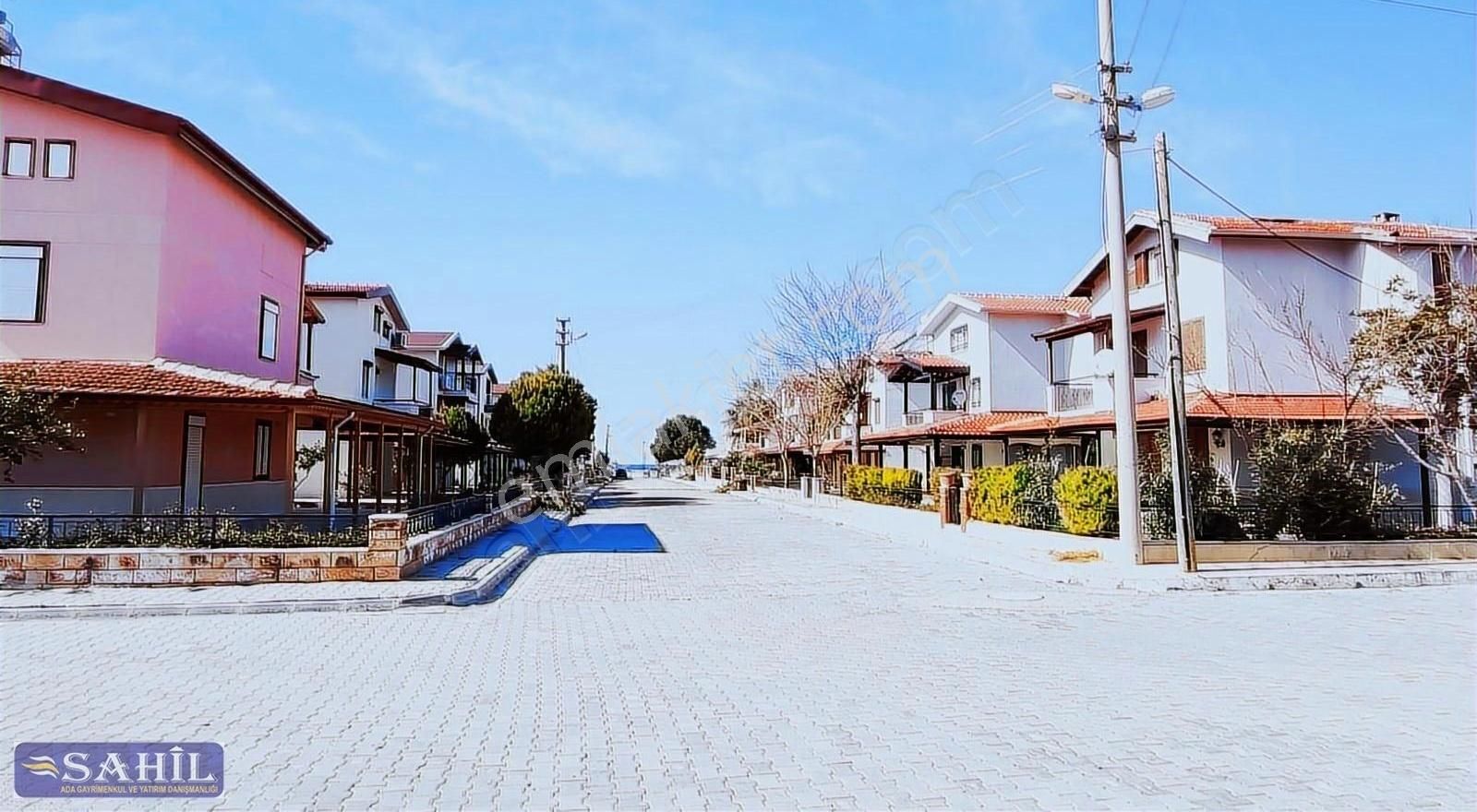 Kuşadası Davutlar Satılık Müstakil Ev Kuşadası Davutlar Satılık Denize 70 M 5+1 Tripleks Villa