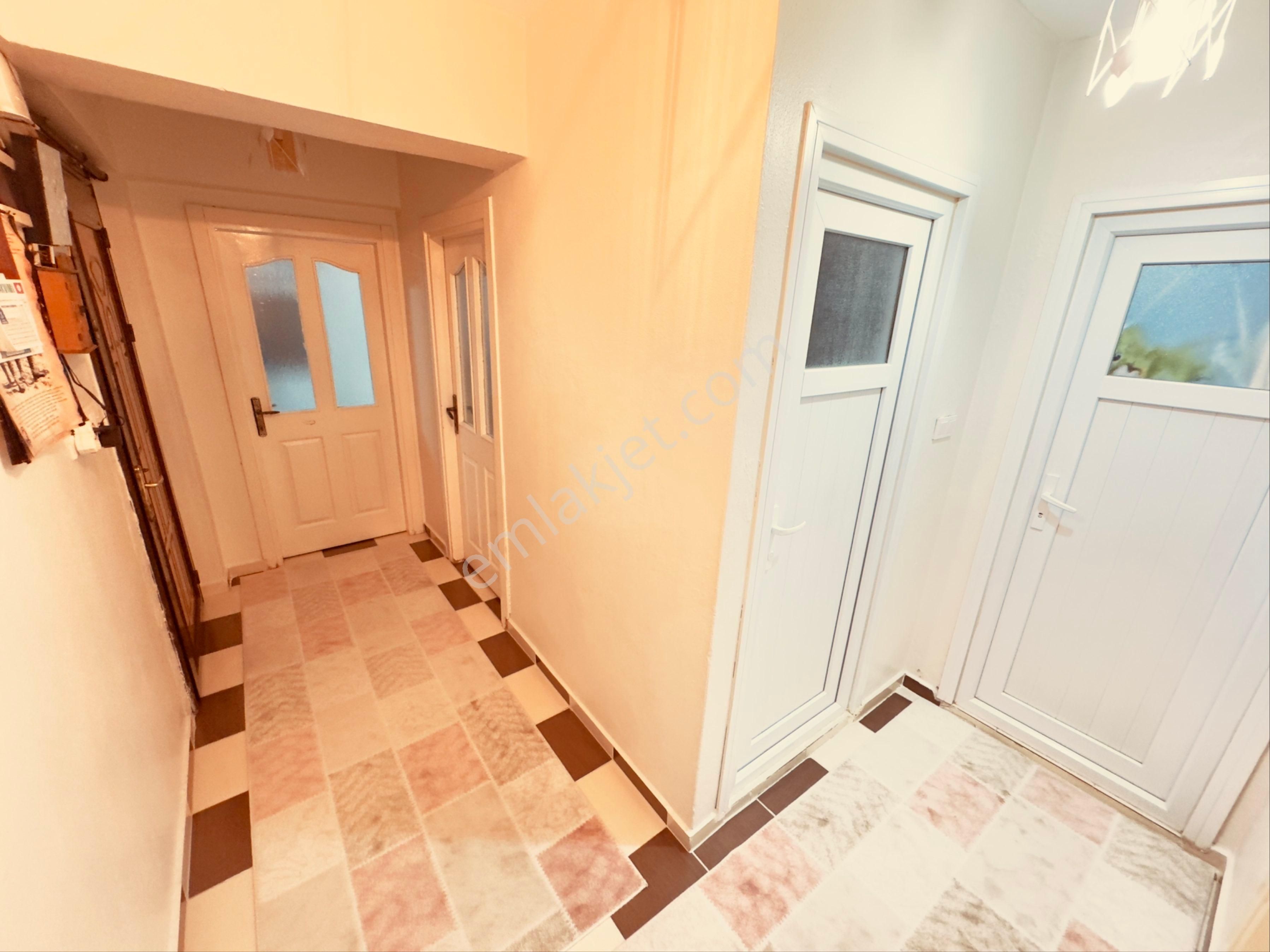 Zafer Yapı Gayrimenkulden 4+2 180m2 Dubleks Daire 2 Bağımsız Daire İstanbul Sultangazi Cebeci Mahde - Görsel 13