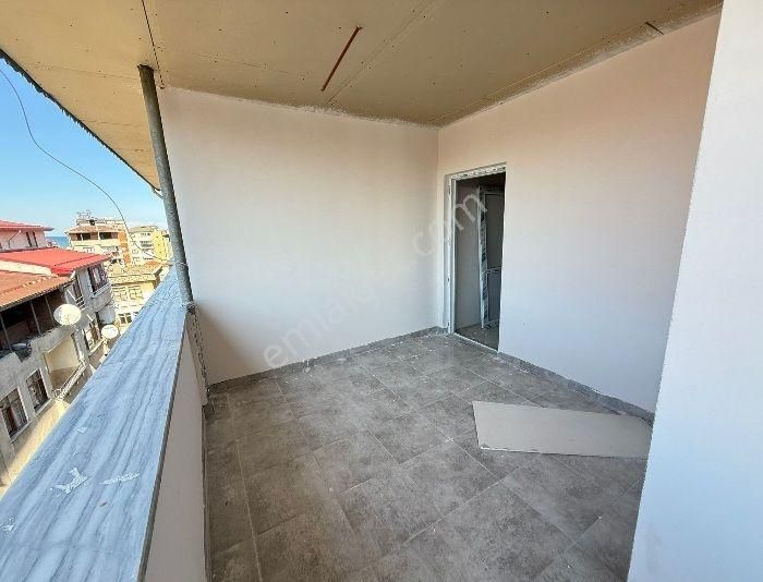 Bulancak Satılık 5.kat 2+1 Ve 130m2 İçi Sıfır Teslim Daire - Görsel 13