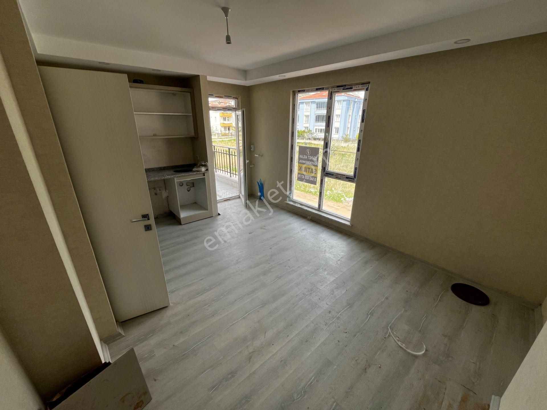 İnova Hastanesi Yakını Doğu Cepheli Ara Kat 2+0