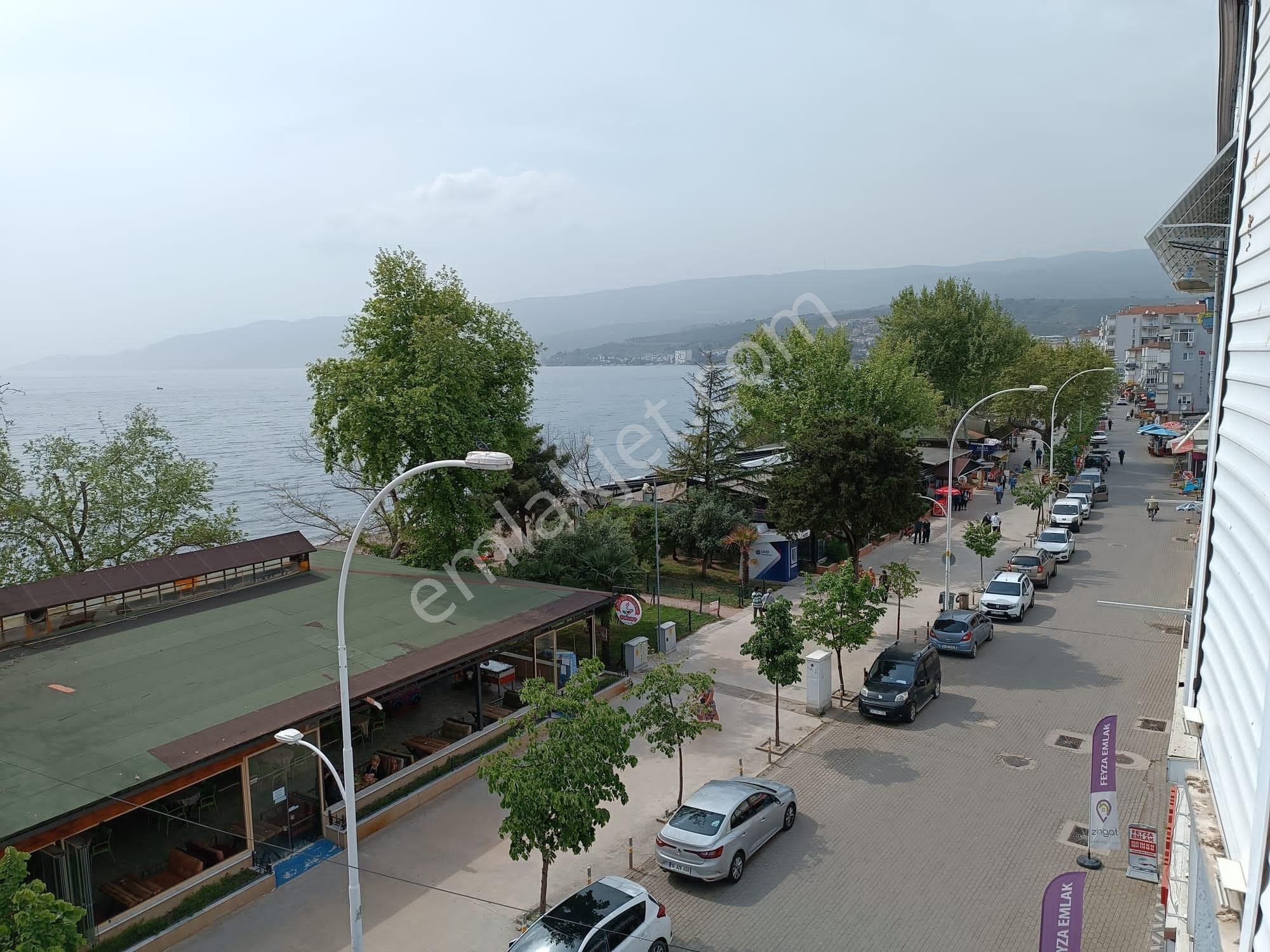 Gemlik Kumla Satılık Daire Gemlik Kumla'da Denize Sıfır 2+1 Satılık Daire