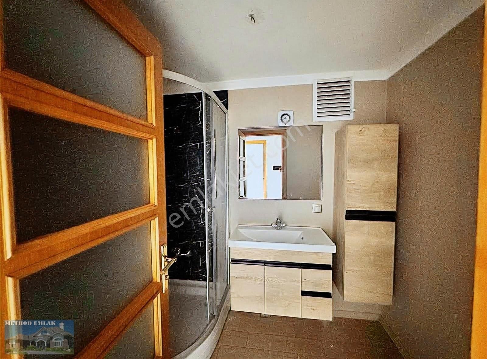 Esenyurt Esenkent Kiralık Daire Bahçeşehir Esenkent'te Havuzu Kiralık Daire