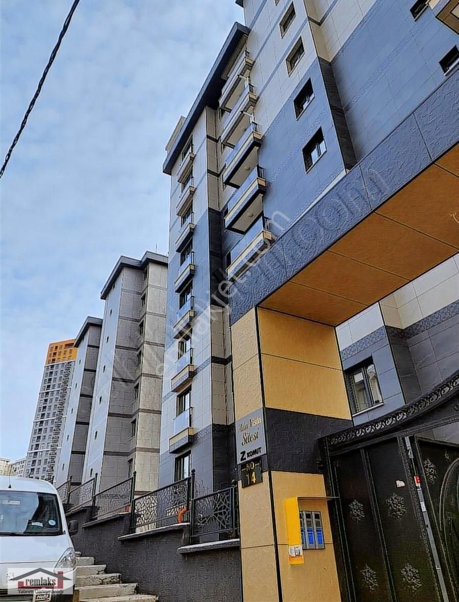 Kartal Hürriyet Marmaraya Yakın Kiralık Daire Remlaks'tan Hürriyet Mh. Site İçerisinde Kiralık 2+1 Daire