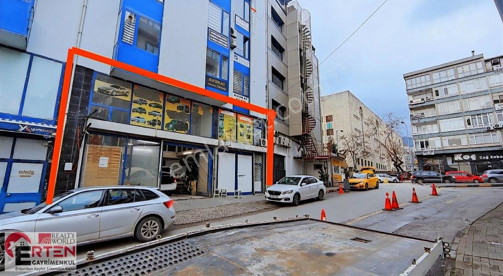 Osmangazi Hacı İlyas Satılık Dükkan & Mağaza Osmangazi Uluyol'da Net 195 M2 Satılık, Fırsat Dükkan..