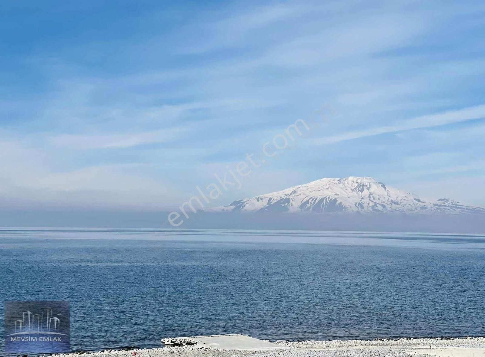 Tuşba Mollakasım Satılık Konut İmarlı Molakasımda Manzaralı, Kaçırılmayacak Fiyata Villa Arsası