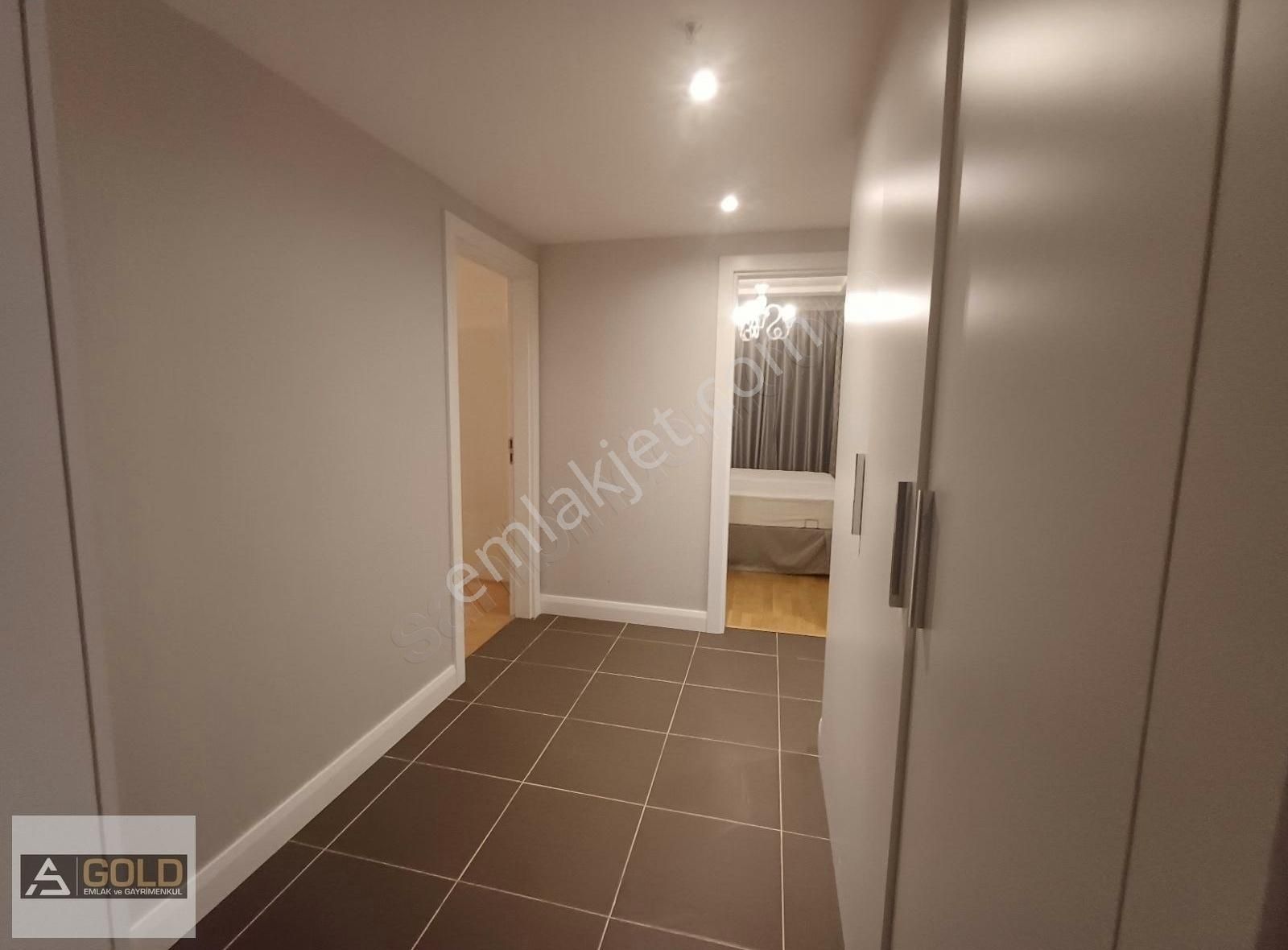 Nidya Rezidansda Lüx Esyalı Çift Cepheli Satılık 4+1 Daire - Görsel 6