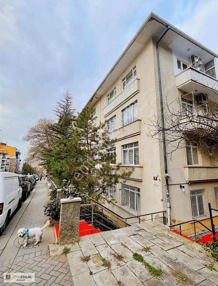 Çankaya Gaziosmanpaşa Satılık Daire Kennedy Caddesi Üzeri Bahçe Katı Satılık 2+1 Daire