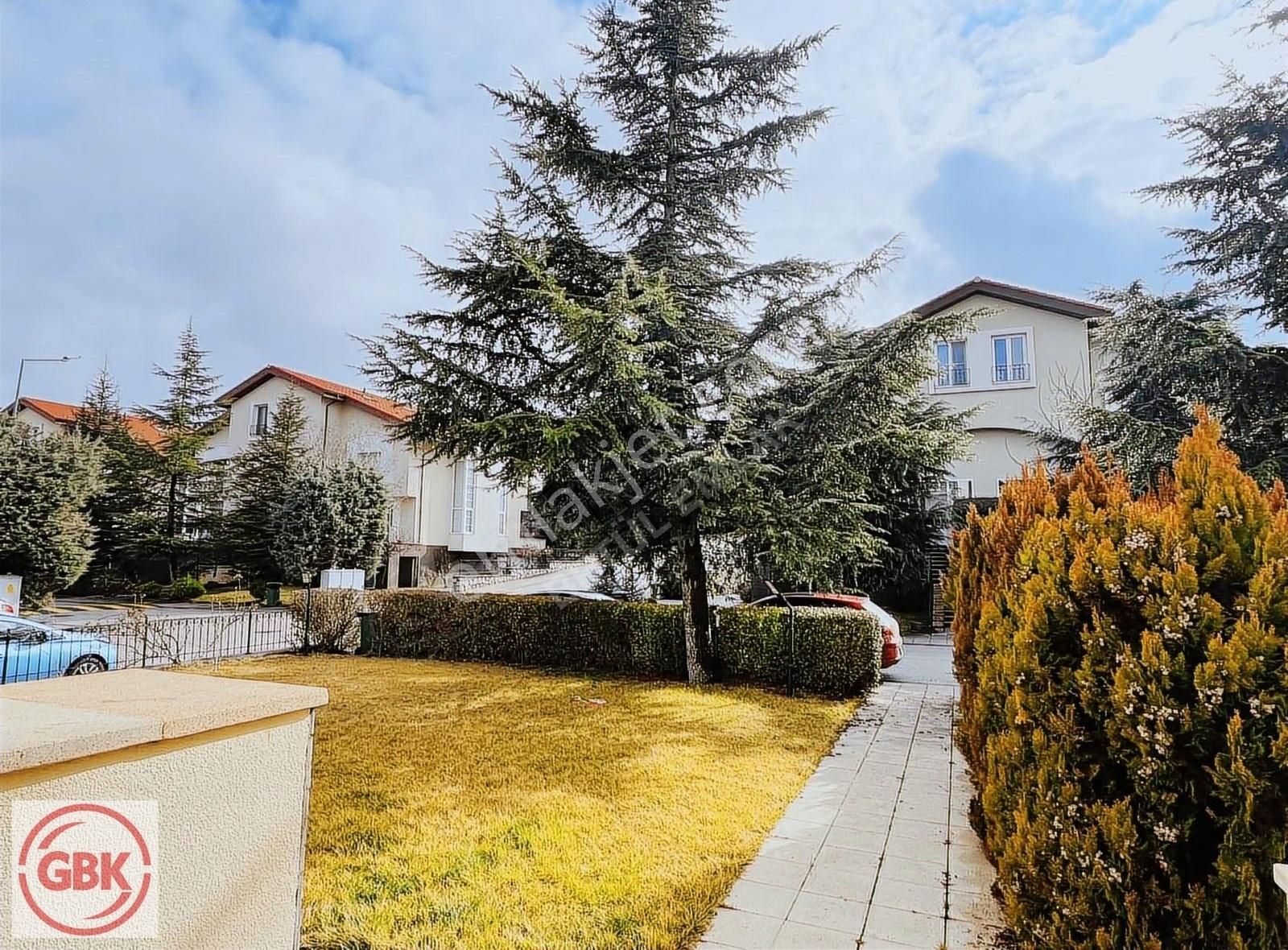 Çankaya Üniversiteler Satılık Villa For Sale: Luxury 6+2 Corner Vılla Wıth Garden In Bilkent Bahçe