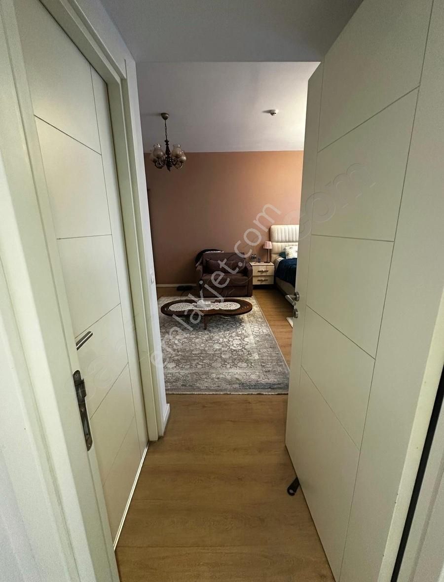 Batışehir'de Satılık 210m² 4.5+1 Oturmaya Hazır Boş Daire - Görsel 6