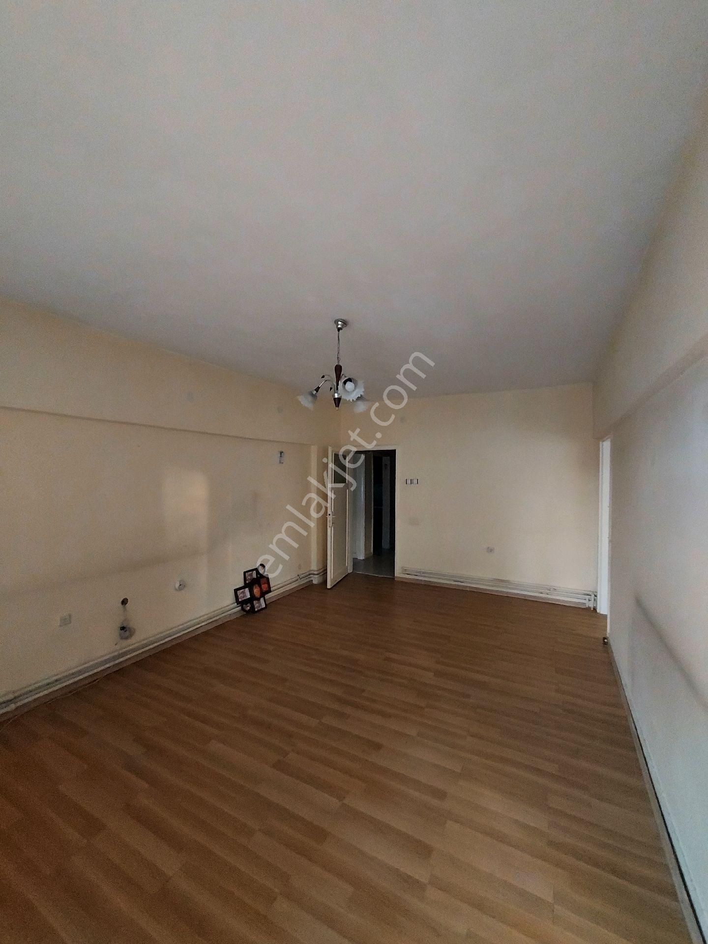 Ertürk Emlaktan Demetgül Mah. 408.cad. (e.1.cad.) Satılık Daire
