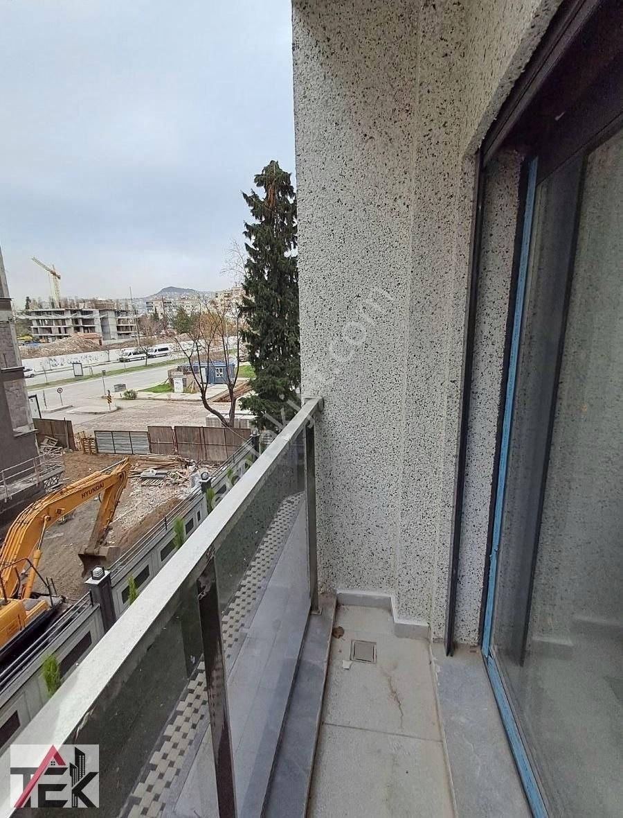 Mansuroğlunda 3+1 Sıfır Ebeveyn Banyolu Satılık - Görsel 13