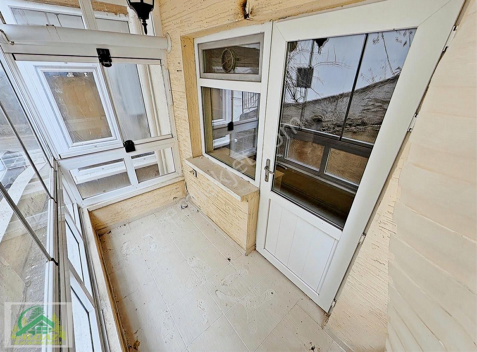 İncirli'de Cadde Yakını 3+1 Ara Kat Asansör Çift Balkonlu Daire - Görsel 17