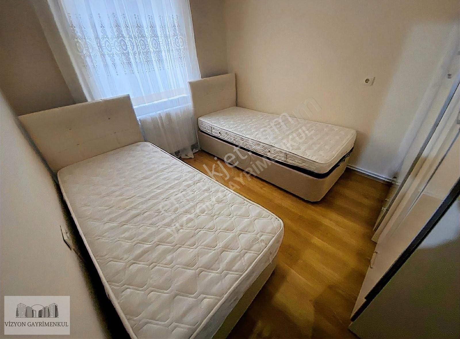 Ula Ayazkıyı Kiralık Daire Ula/ayazkıyı Mah. Çarşıda Memur Aileye Kiralık 1+1 Eşyalı Daire