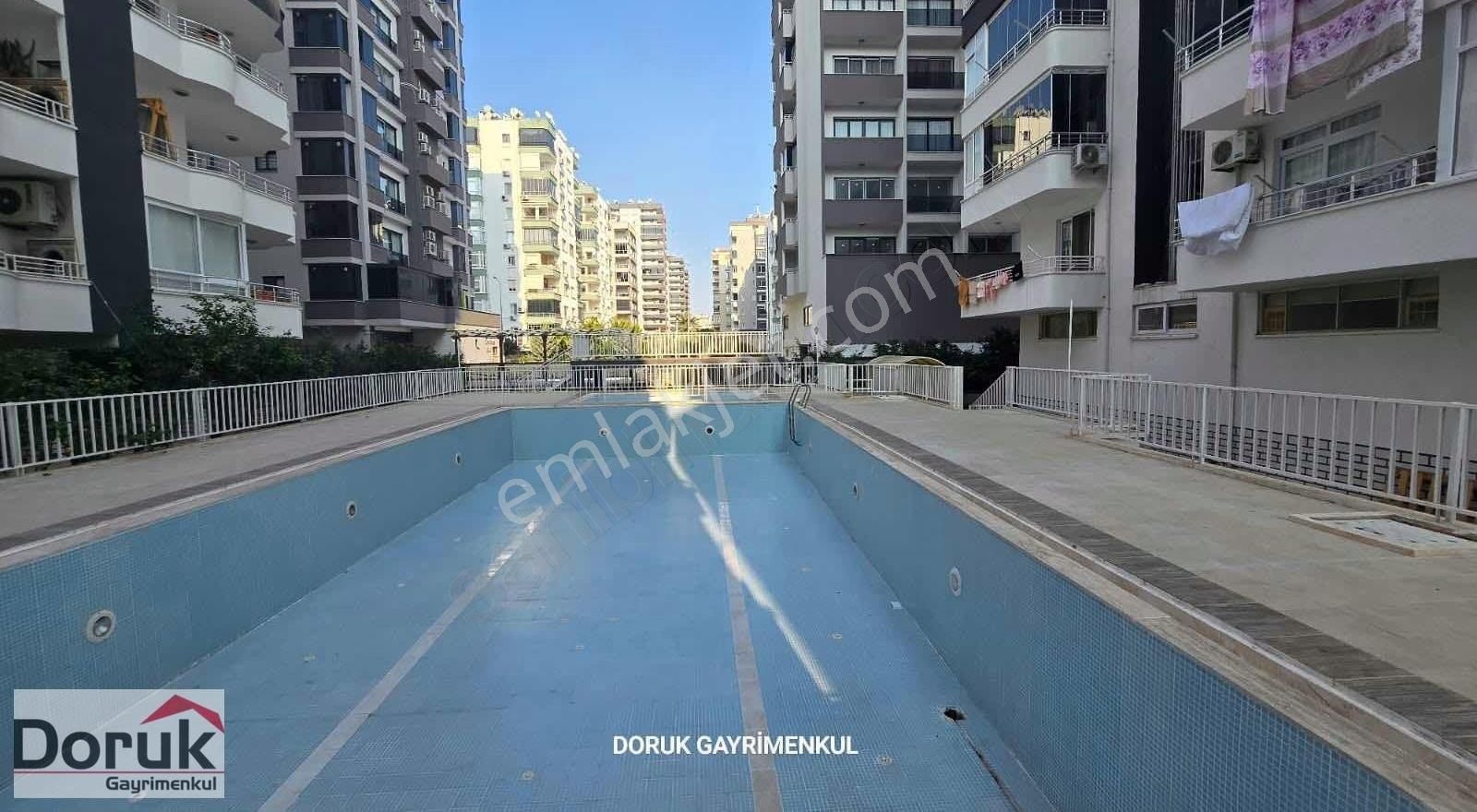 Mezitli Akdeniz Kiralık Daire Doruk'tan Gmk Bulvarı Üzerinde Deniz Manzaralı Daire