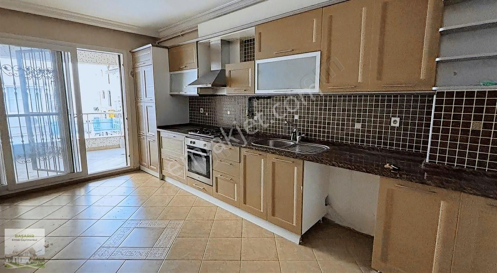 Konak Altıntaş Kiralık Daire Üçyola 2dk Mesafe Çift Cepheli Genç Bina 130m 3+1 Bakımlı