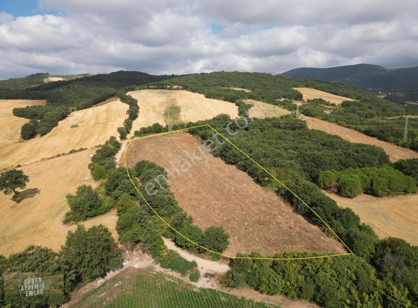 Gönen Karaağaçalan Satılık Tarla Gönen Merkeze 10 Dk. 5200 M² Tarla