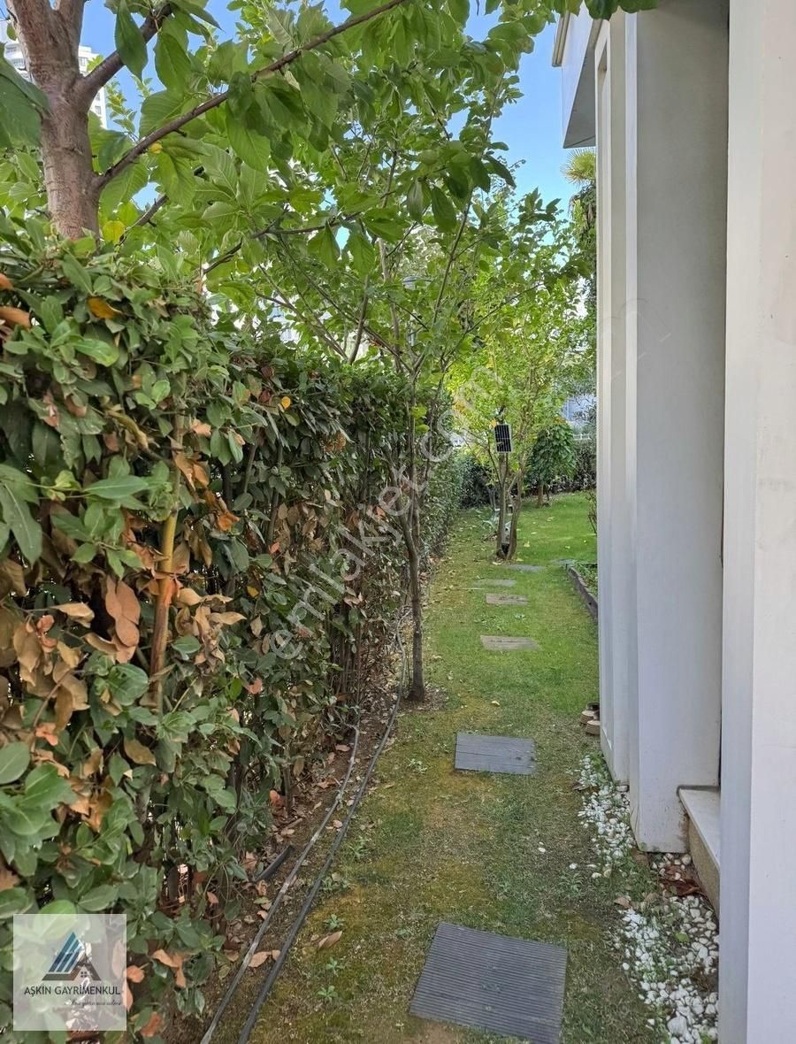 Atakent İstanbul Sarayları 4+1 Müstakil Havuzlu Yalı Dairesi - Görsel 10