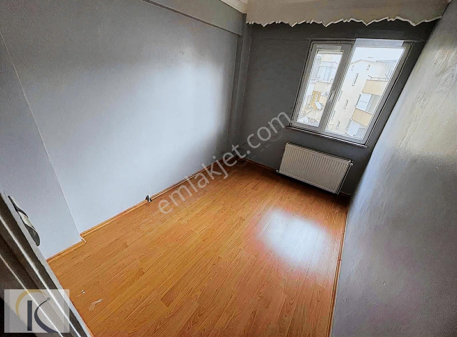 Darıca Kazım Karabekir Kiralık Daire Kazım Karabekir Mh Merkezi Konumda 3+1 Kiralık Ara Kat Daire.