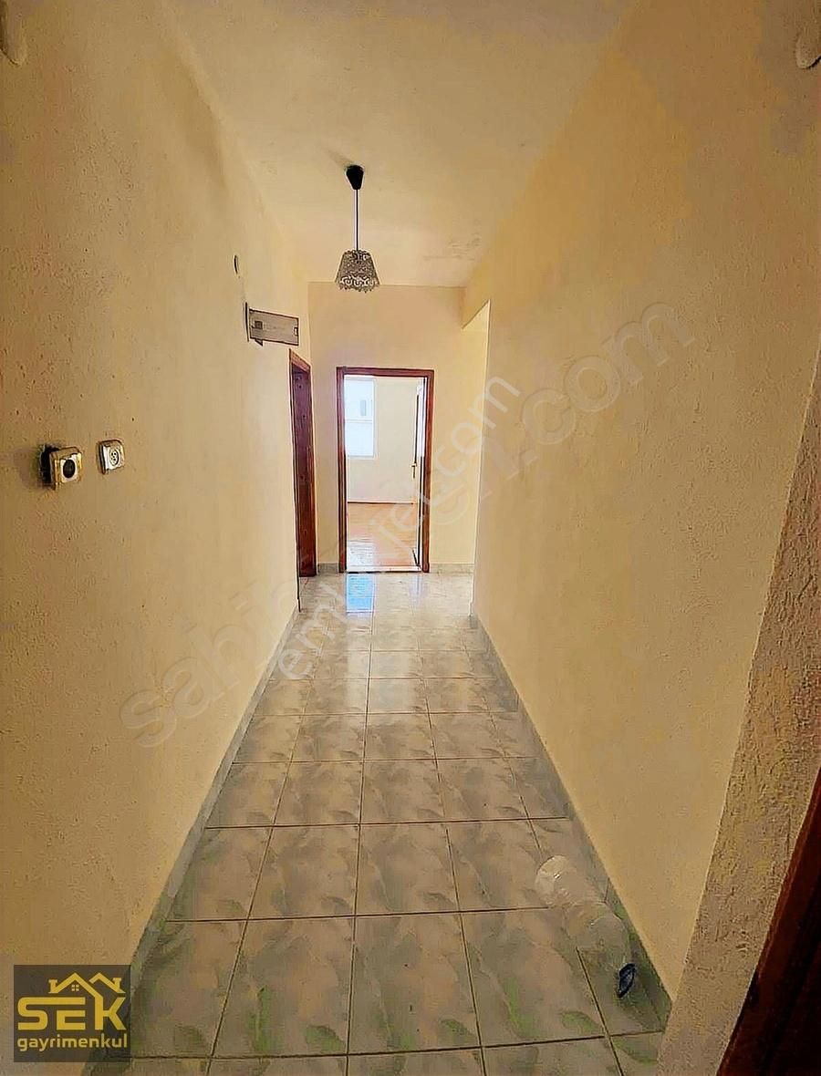 Serik Orta Kiralık Daire Çarşı Merkezinde 3+1 Kiralık Daire