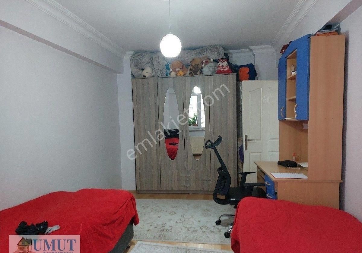 G O P Küçükköy De Satılık Daire Kot 2 105 M2 2+1 Alta Dükkan Var Alt Sokakta 1 Kat Tır - Görsel 20