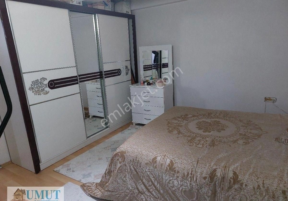 G O P Küçükköy De Satılık Daire Kot 2 105 M2 2+1 Alta Dükkan Var Alt Sokakta 1 Kat Tır - Görsel 21