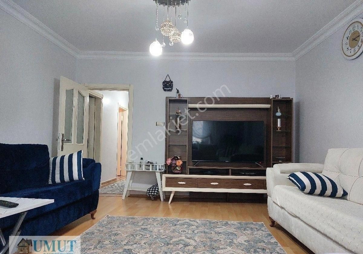 G O P Küçükköy De Satılık Daire Kot 2 105 M2 2+1 Alta Dükkan Var Alt Sokakta 1 Kat Tır - Görsel 8