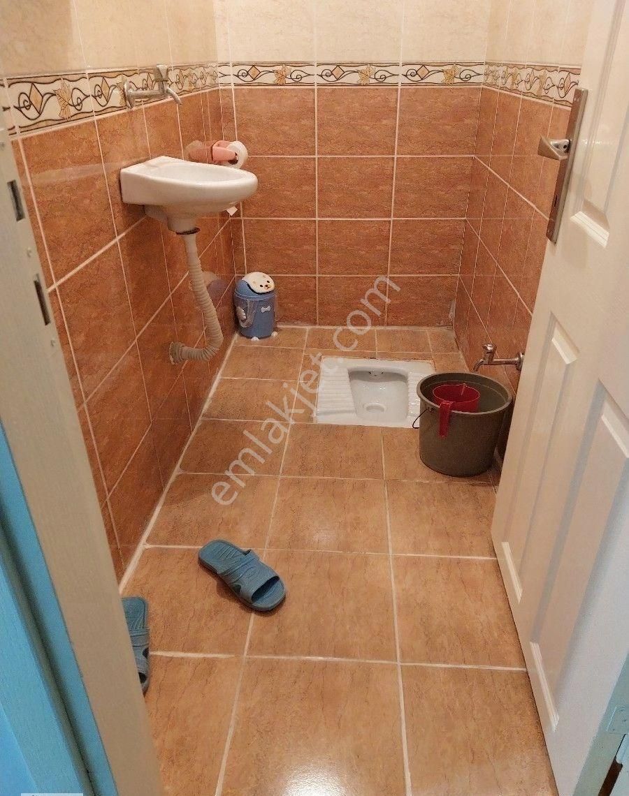 G O P Küçükköy De Satılık Daire Kot 2 105 M2 2+1 Alta Dükkan Var Alt Sokakta 1 Kat Tır - Görsel 22