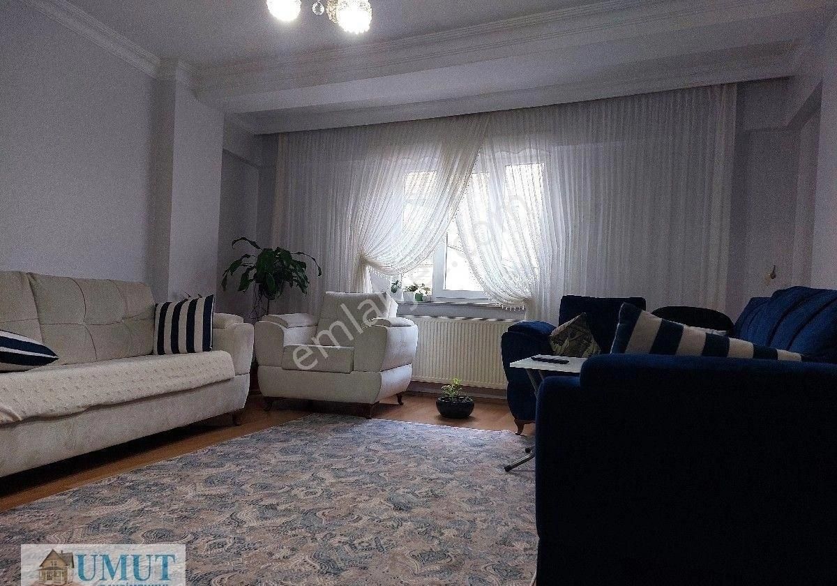 G O P Küçükköy De Satılık Daire Kot 2 105 M2 2+1 Alta Dükkan Var Alt Sokakta 1 Kat Tır - Görsel 9