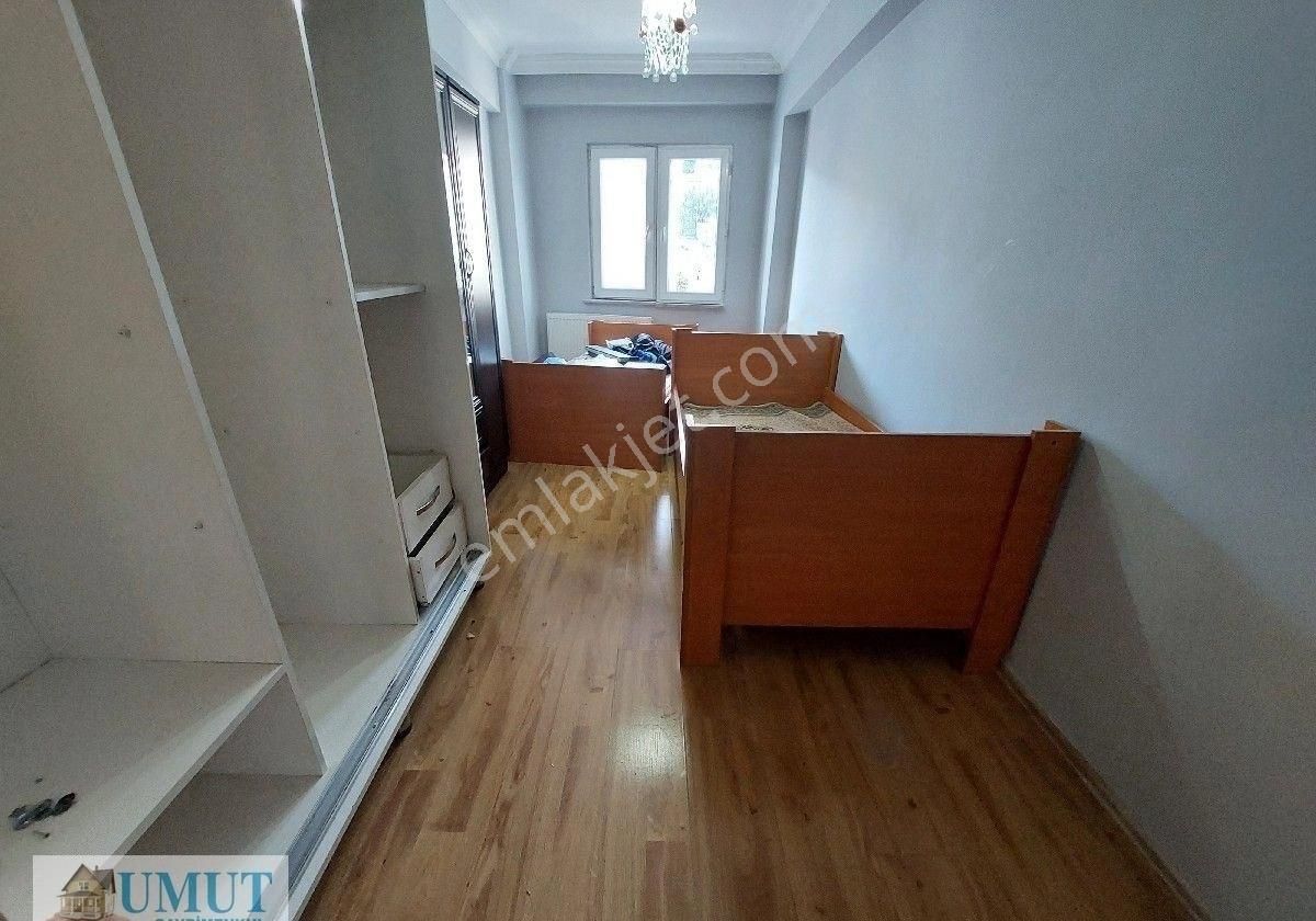 G.o.paşa Küçükköy Galeri Cadesin De Satlık Dübleks Daire 3+1 Alta 3+1 Üste 250 M2 İki Aile Oturuyor - Görsel 6