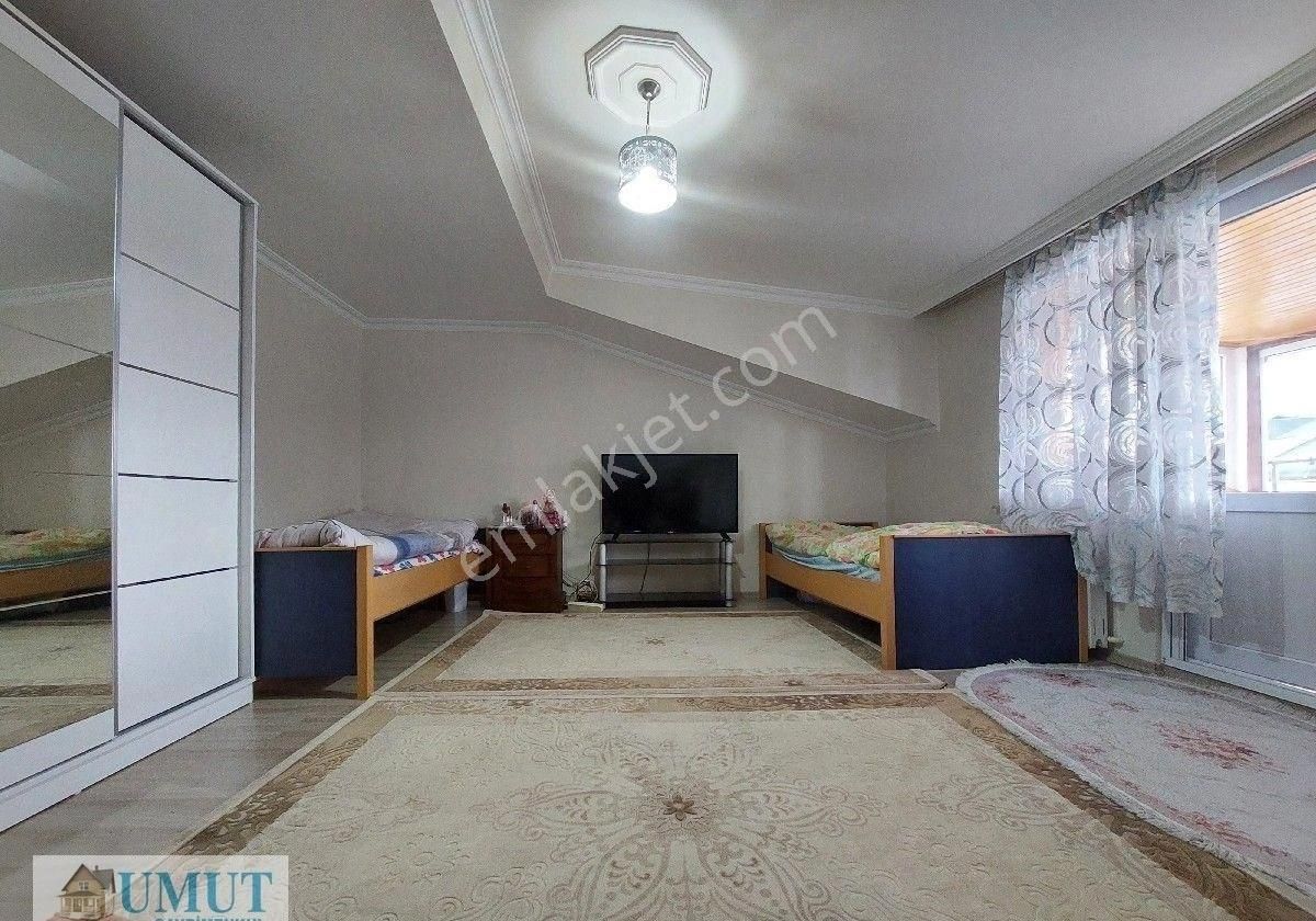 G.o.paşa Küçükköy De Acil Satılık Dubleks 4+2 180 'm2 Merkezi Yerde Metroya Yakın Mesafededir - Görsel 19