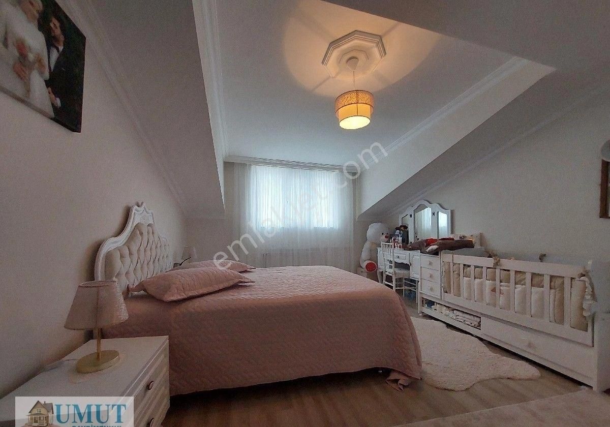 G.o.paşa Küçükköy De Acil Satılık Dubleks 4+2 180 'm2 Merkezi Yerde Metroya Yakın Mesafededir - Görsel 14