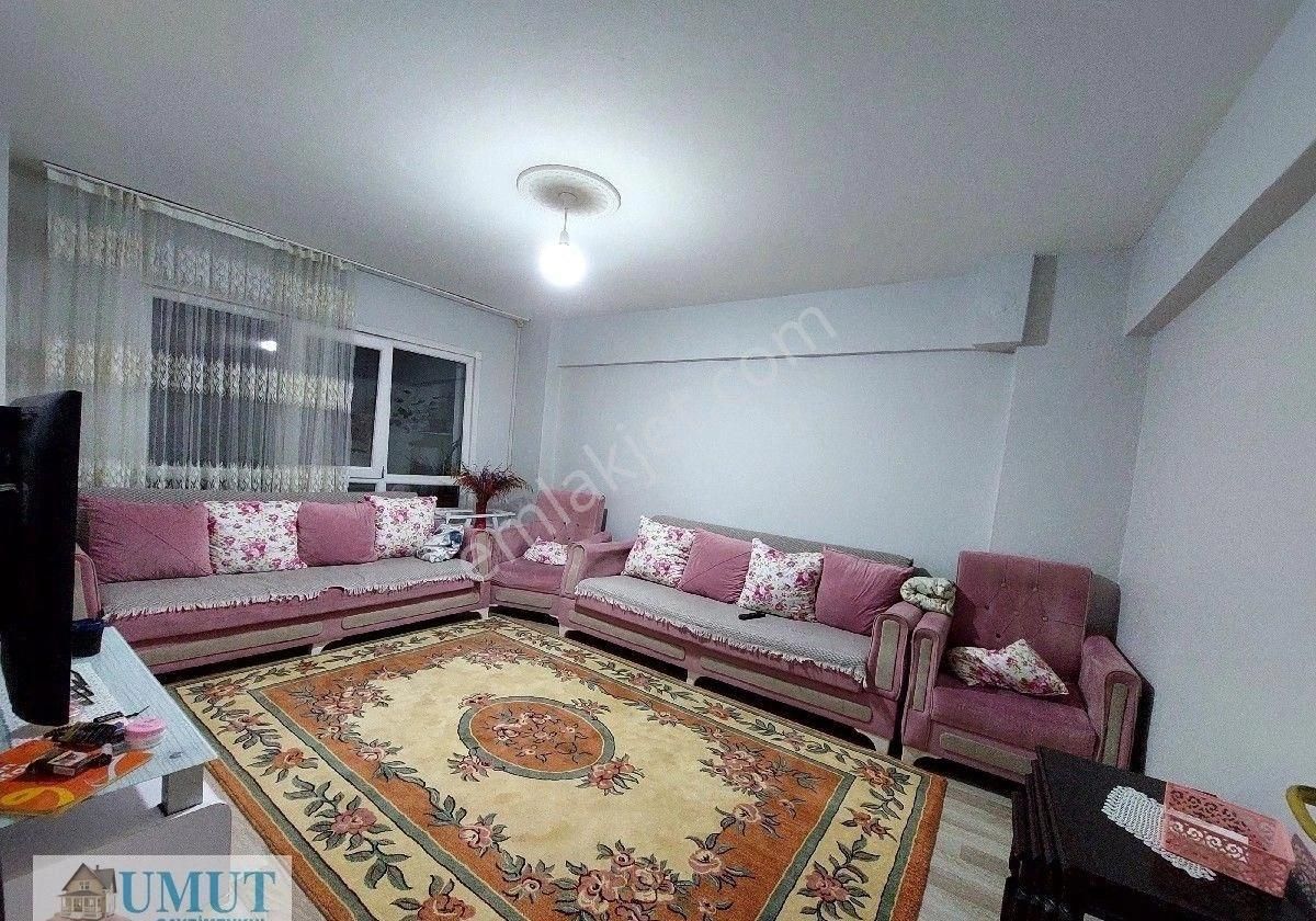 Gaziosmanpaşa Küçükköy De Satılık Ters Dubleks 4+2 165 M2 Çift Girişli İki Aile Yaşacak Şeklin De - Görsel 21