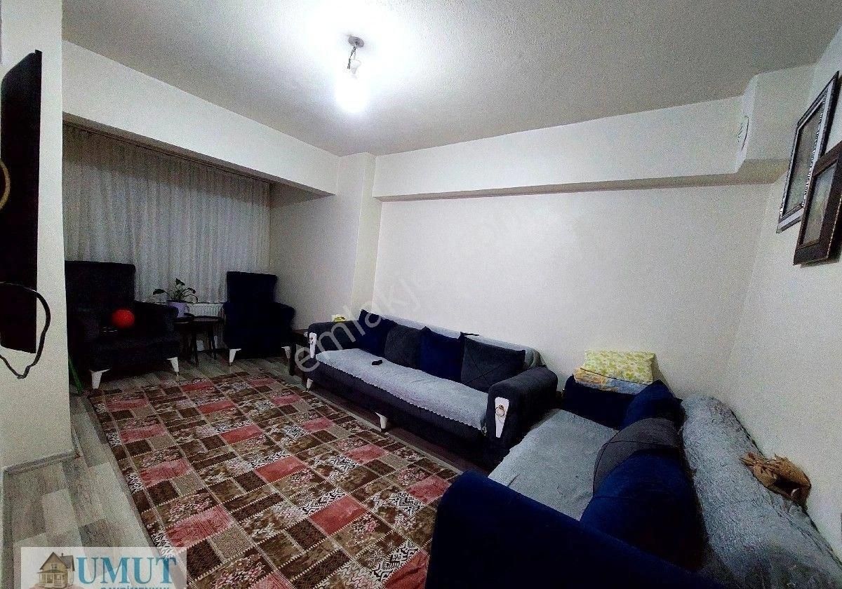 Gaziosmanpaşa Küçükköy De Satılık Ters Dubleks 4+2 165 M2 Çift Girişli İki Aile Yaşacak Şeklin De - Görsel 6