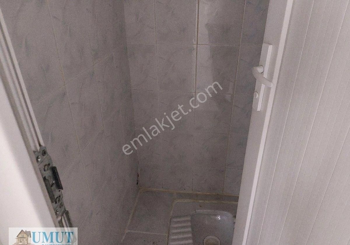 G O P Küçükköy De Satılık Daire 90 M2 2+1 Ara Kat Merkeze Yakın - Görsel 16