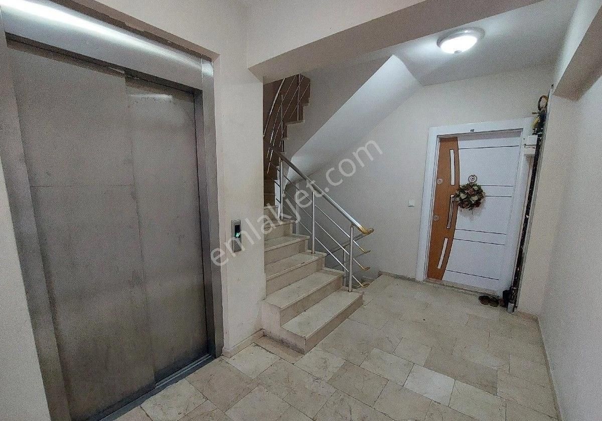 Gaziosman Paşa Küçükköy De Satılık Asansörlü Dübleks 4+2.175.m2 Metroya Yakın - Görsel 7