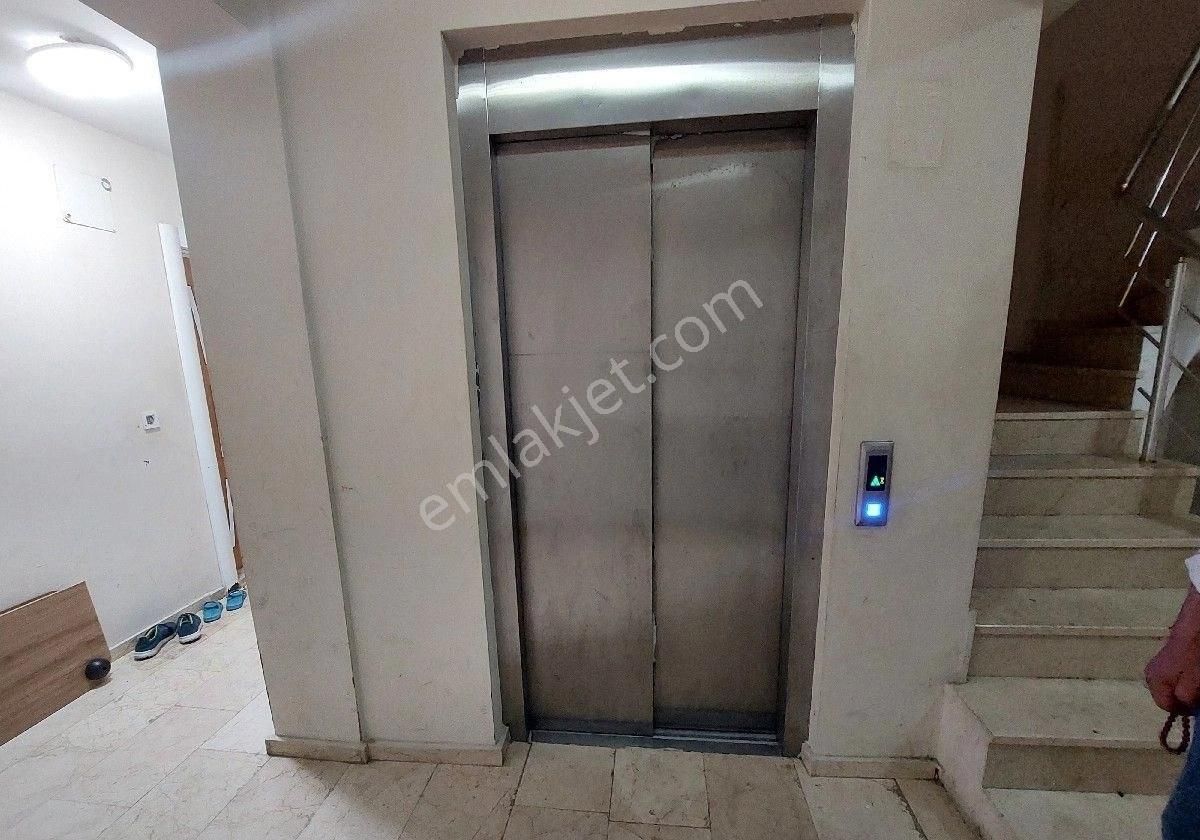 Gaziosman Paşa Küçükköy De Satılık Asansörlü Dübleks 4+2.175.m2 Metroya Yakın - Görsel 10