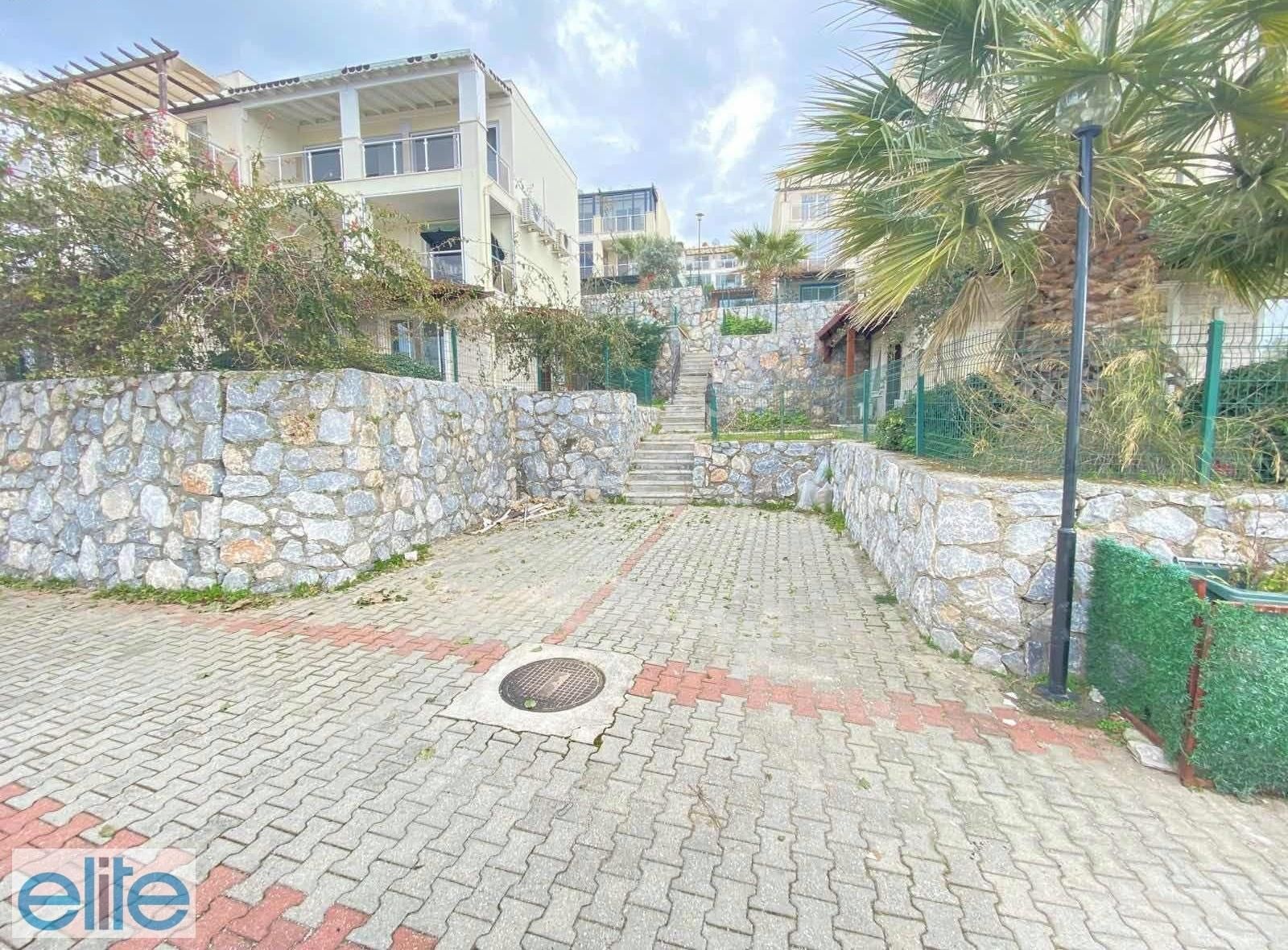 Muğla Bodrum Milas Boğaziçi Adabükü Deniz Manzaralı Bahçe Katı - Görsel 9