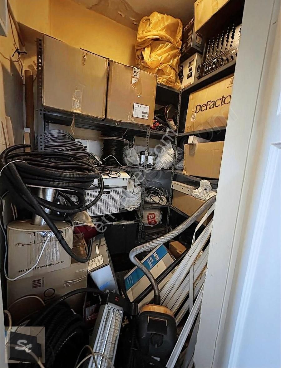 İcadiye Mah. 1+1 Daire + 30m2 Dükkan Tek Tapu - Görsel 19