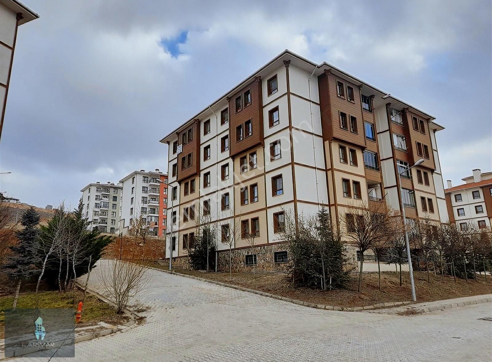 Elazığ Merkez Güneykent Satılık Daire Lg'den 80'ler Üstünde Bizmişen Tokide 3+1 Satılık Daire