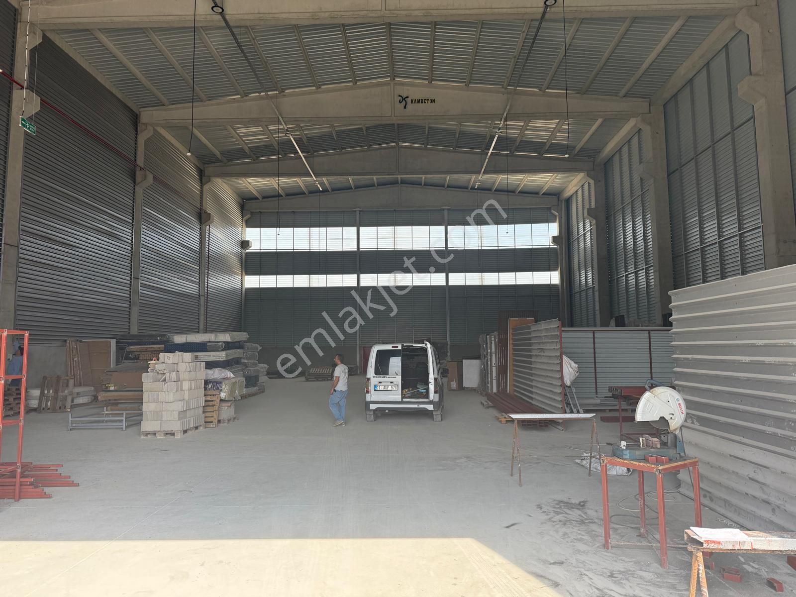 Zorlu'dan E-5 Karayolu Üzerin'de 2000m2 Kiralık İşyeri Depo - Görsel 15