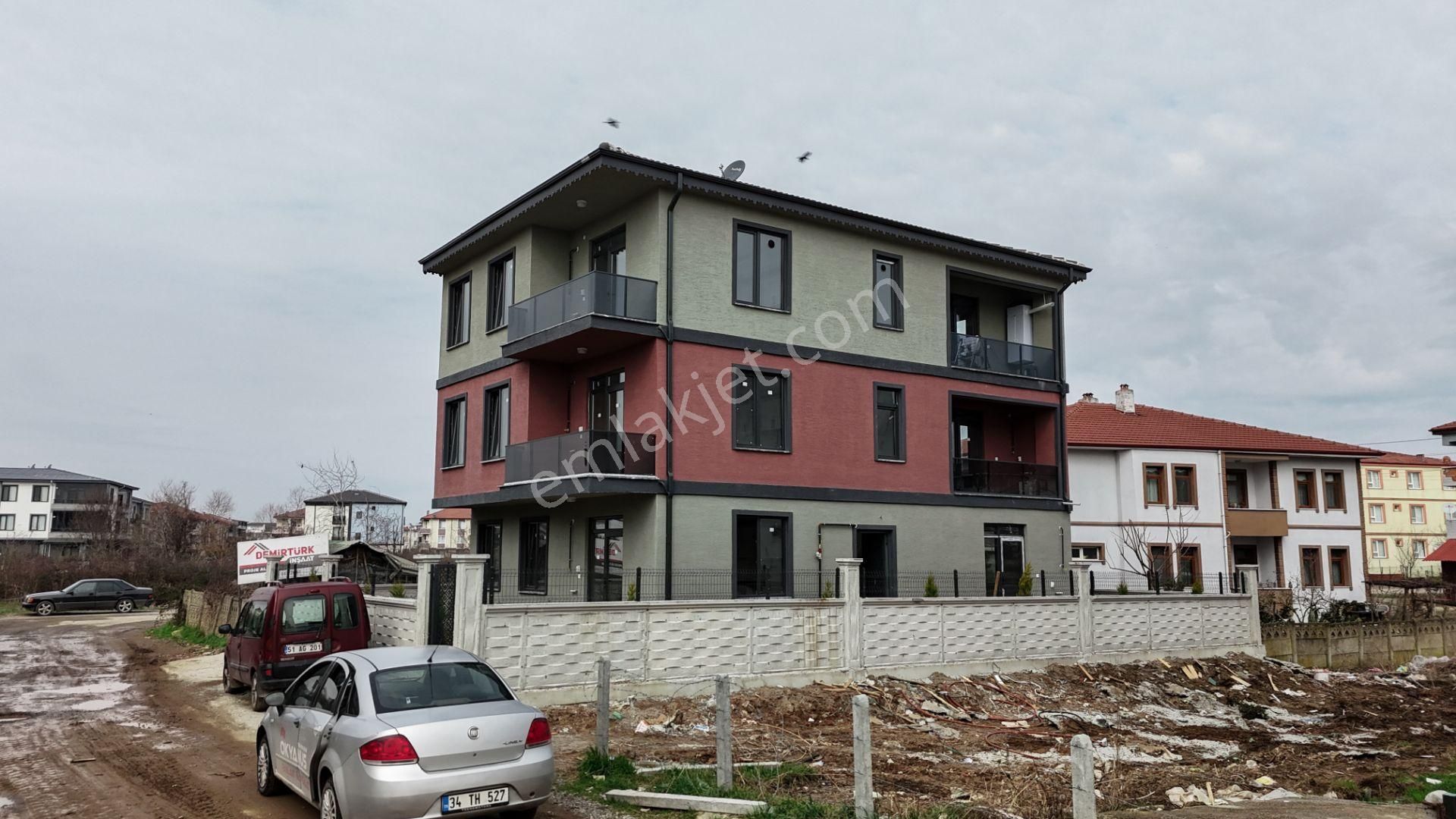 Yalı Mahallesinde *sıfır* 2+1 Daire Fırsatı !!!