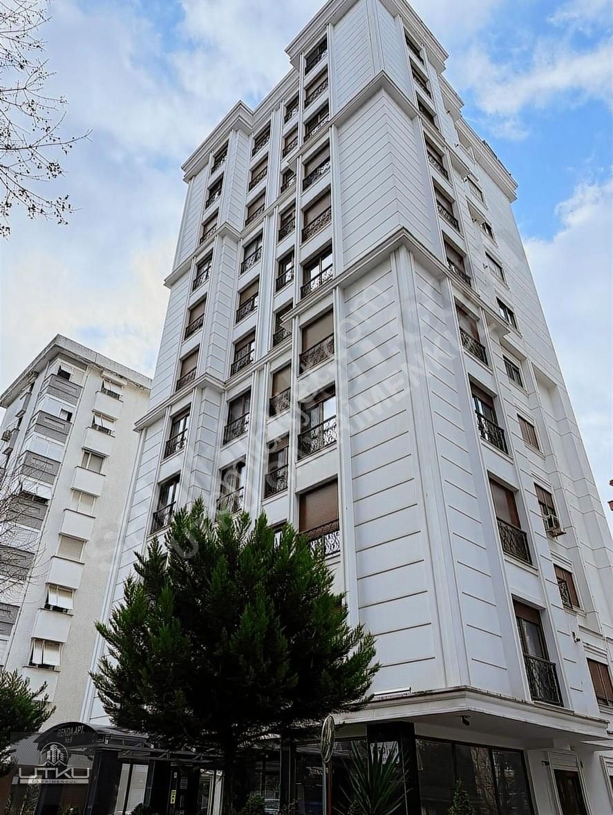 Kadıköy Erenköy Satılık Daire Erenköy Ethemefendide 3+1 95 M2 Net Satılık Daire