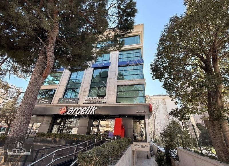 Kadıköy Caddebostan Satılık Ofis Caddebostan Bağdat Caddesi Üzerinde 3+1 Prestijli Ofis