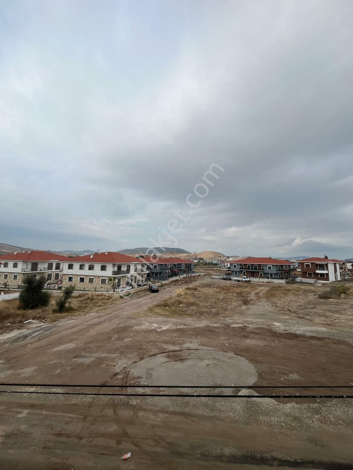 Emiralem Menemen Arsa Cok Acele Satılık - Görsel 2
