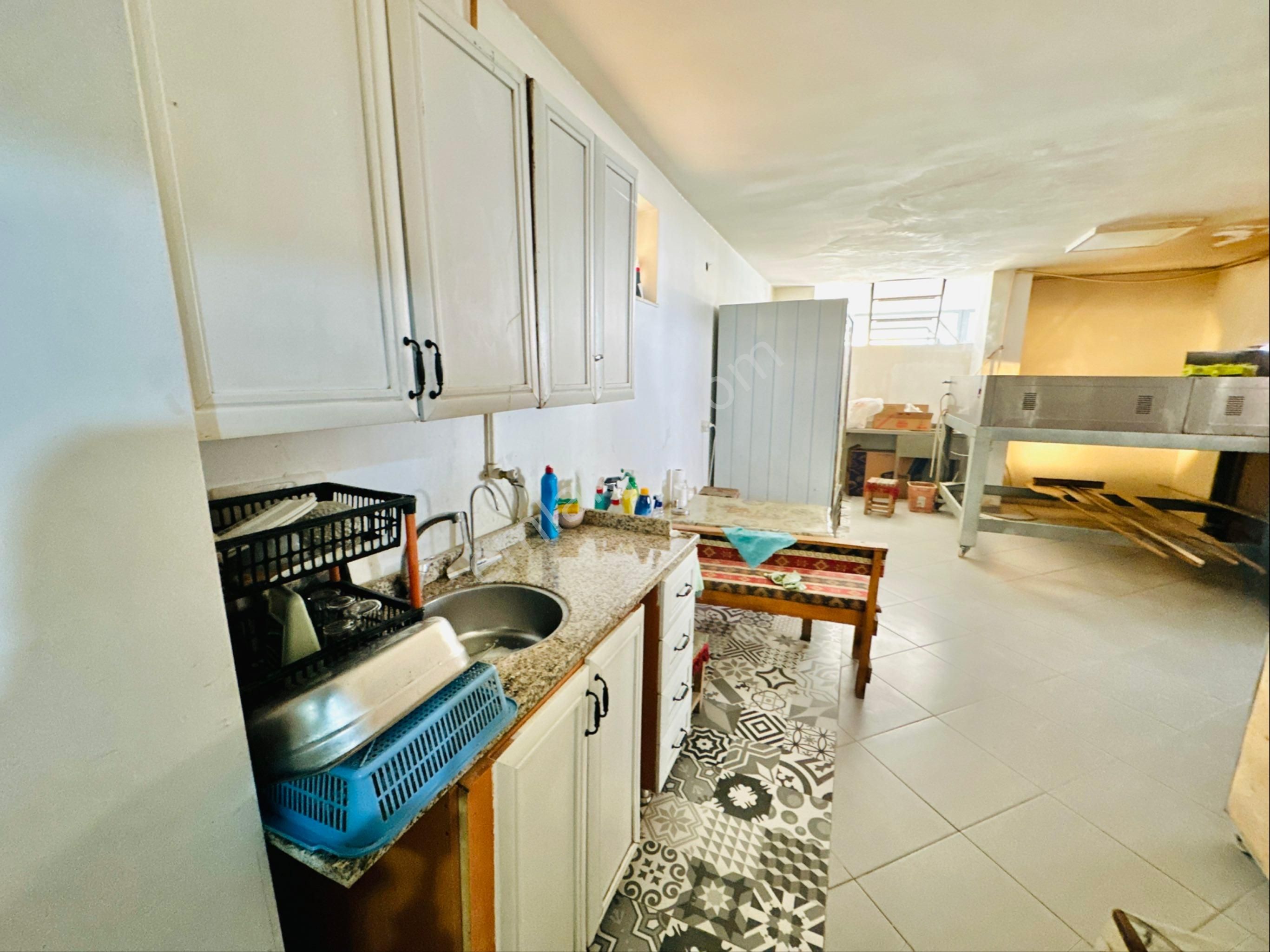 Kuzeyyaka Göksu Cd. Üzeri 360m2 Satılık Dükkan - Görsel 18